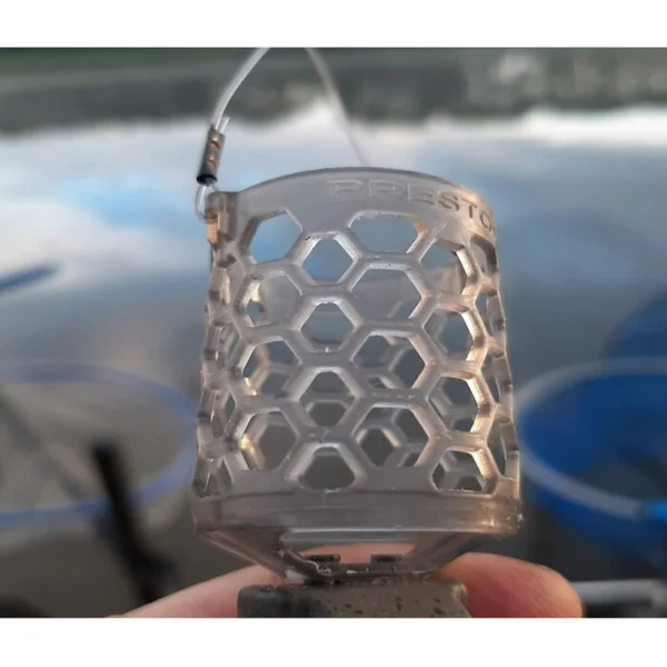 Preston Hexmesh Plastic Bullet Feeder Larga 40 gr - Imagen 4